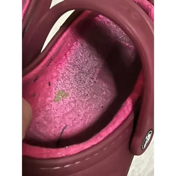 Maroon Crocs with soft interior size men 7 women 9 - Picture 6 of 11